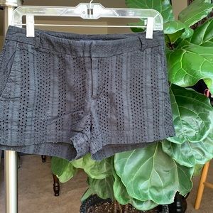BANANA REPUBLIC SHORTS | WOMEN’S SIZE 4